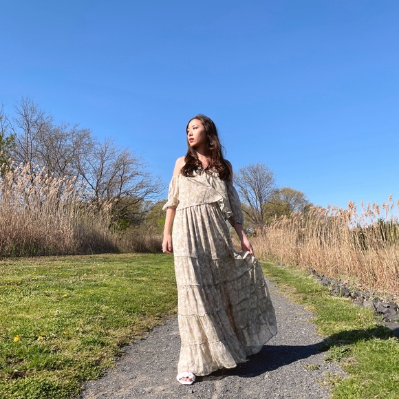 FLASH SALE Lovestitch Violette off shoulder maxi dress - Picture 5 of 6